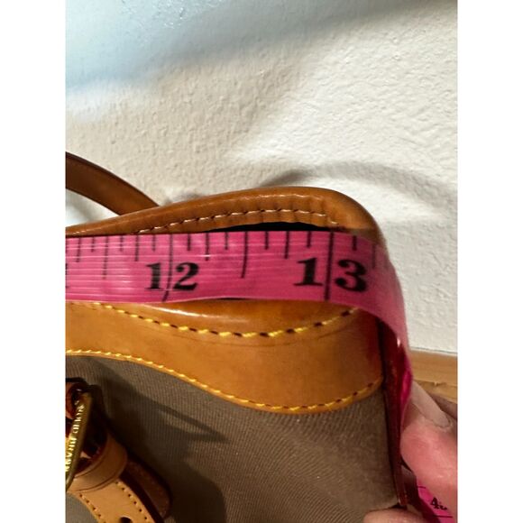 Vintage Dooney & Bourke Cabriolet Bucket Bag EUC - Picture 7 of 10